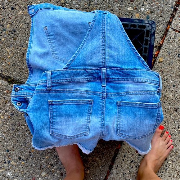 Brand- Cat & Jack 10-12 Large. Girls - Picture 3 of 4